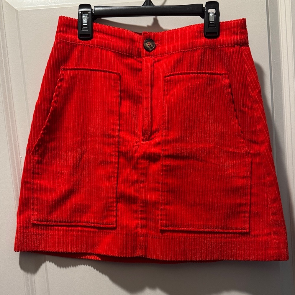 H&M Red Corduroy Mini Skirt Sz 4